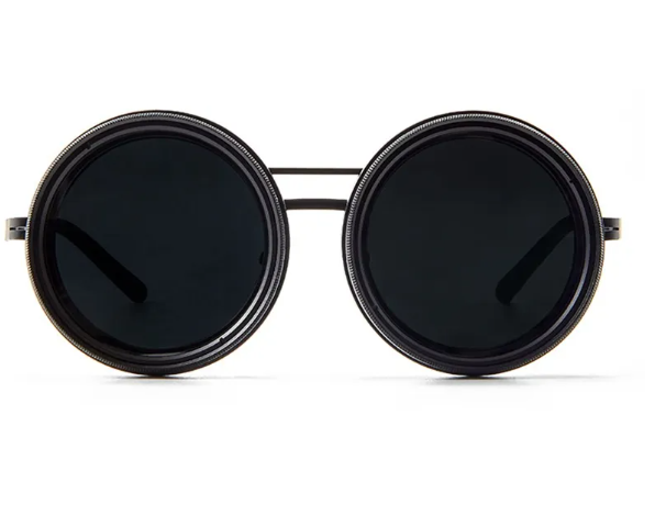 M02 / The Glasses Case — Hard-Shell