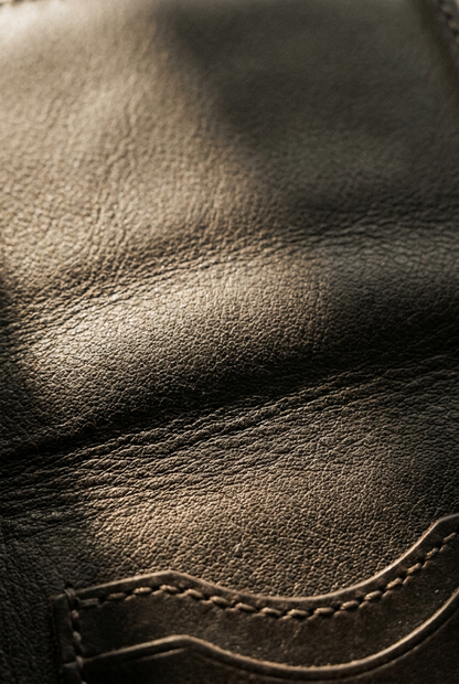 M01 / The Cardholder — Genuine Leather